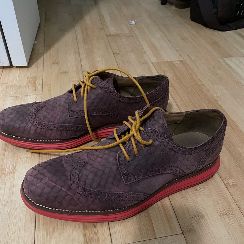 Red Cole Haan Lunargrands size 10.5.